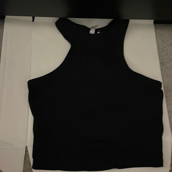 Black Crop top - Picture 1 of 2